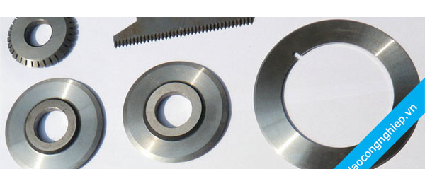 Dao chia cuộn nhựa